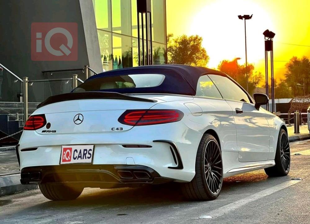 مرسيدس بنز C-Class